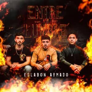 Disco Entre La Lumbre de Eslabón Armado